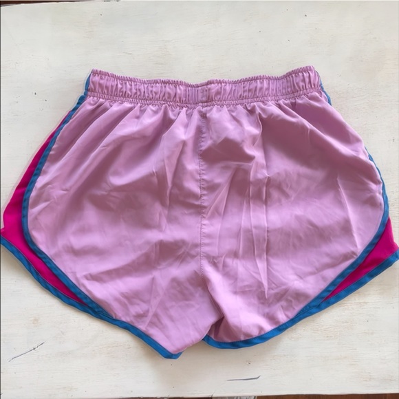 Nike running shorts - Picture 3 of 3